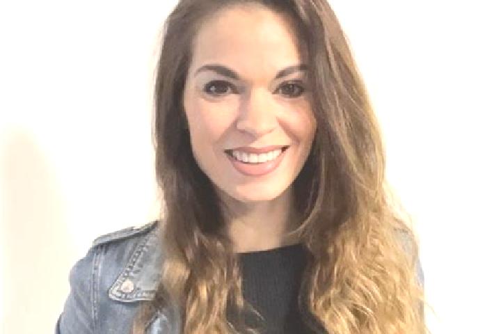 Hannah, 32 — Escort in Clouange, France
