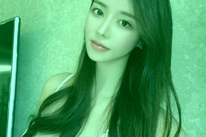 Hannah, 32 — Escort in Luehua, China