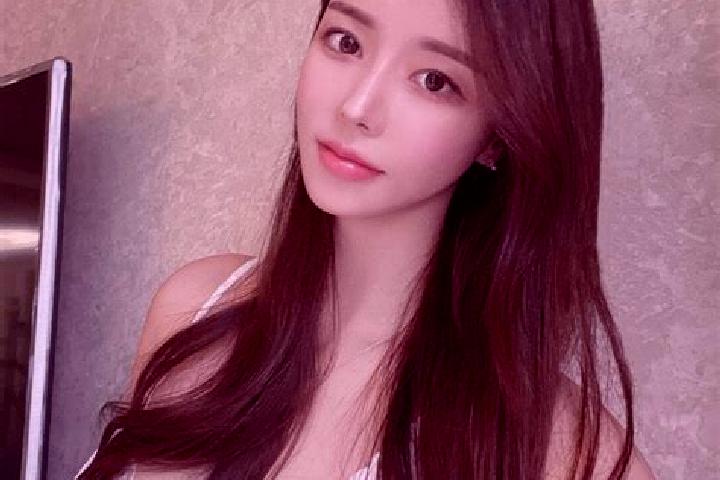 Hannah, 32 — Escort in Muhe, China