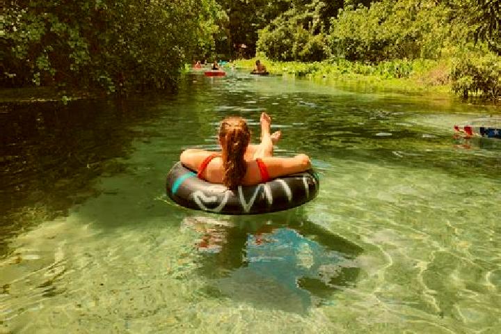 Hannah, 32 — Escort in Silver Springs, Canada
