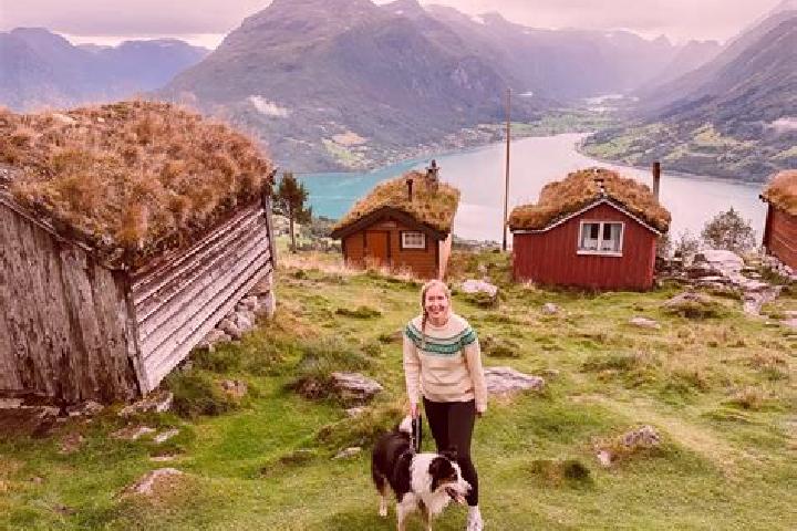Hannah, 32 — Escort in Snaase, Norway