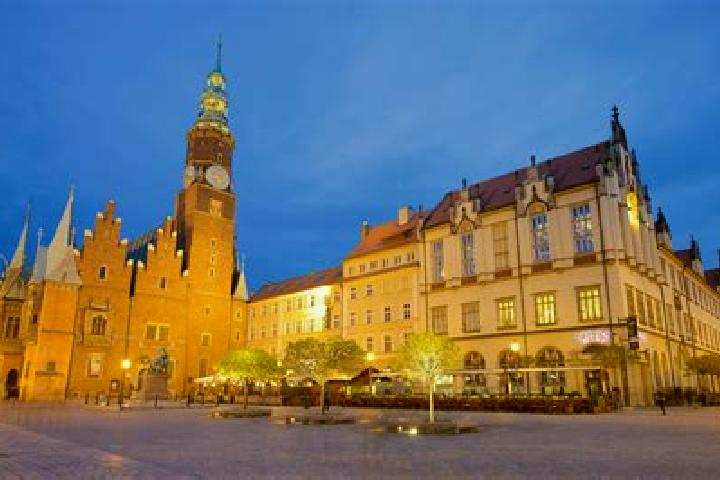 Hannah, 32 — Escort in Sobotka, Czech Republic