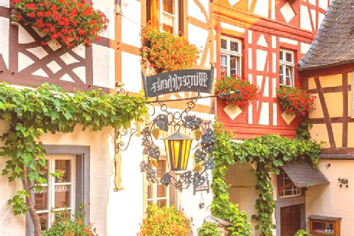 Hannah, 32 — Escort in Welmbuttel, Germany
