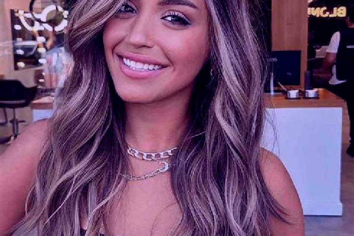 Hannah, 33, a dark blonde brown-eyed european companion based in Ashoknagar Kalyangarh. Offering Prostate Massage, Fetish, Erotic Massage, Striptease. Availa...