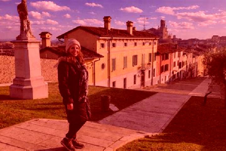 Hannah, 33 — Escort in Castiglione delle Stiviere, Italy
