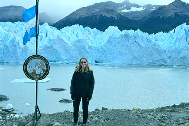 Hannah, 33 — Escort in El Chalten, Argentina