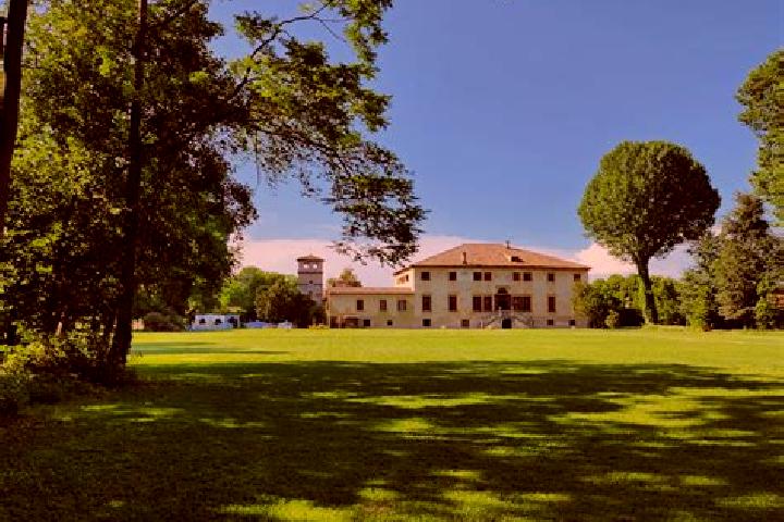 Hannah, 33 — Escort in Piazzola sul Brenta, Italy
