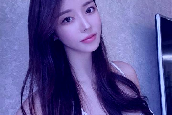 Hannah, 33 — Escort in Shikou, China