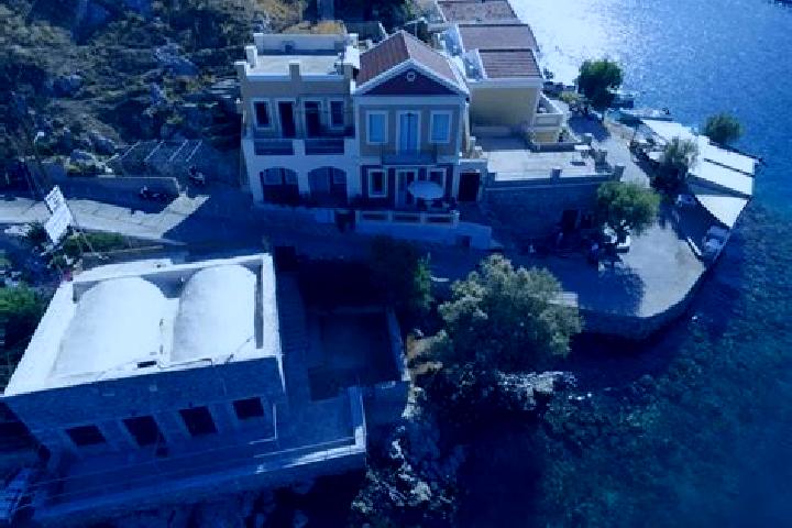 Hannah, 33 — Escort in Tholos, Greece