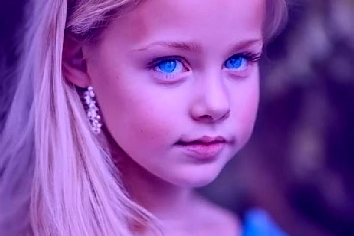 Hannah, 34, a blonde blue-eyed caucasian companion based in Canosa Sannita. Offering Overnight, OWO, Striptease. Available for incall and outcall, day and ev...