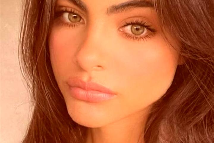 Hannah, 34, a brunette dark-eyed indian companion based in Adzope. Offering Deep French Kissing, Erotic Massage, Dinner Date, Party Girl. Available for incal...