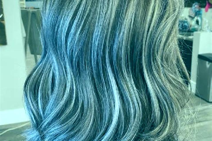 Hannah, 34, a dark blonde grey-eyed caribbean companion based in Zetale. Offering Prostate Massage, A-Level, Party Girl, Striptease. Available for incall and...