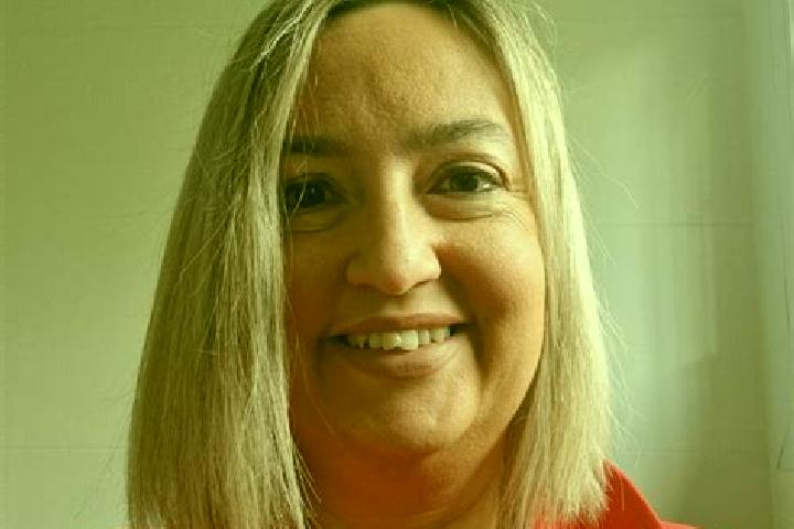 Hannah, 34 — Escort in Aubergenville, France