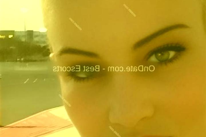 Hannah, 34 — Escort in Derbur, China