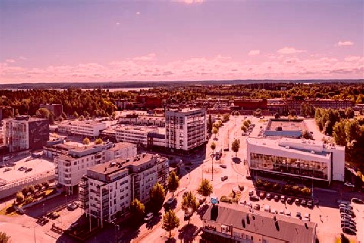 Hannah, 34 — Escort in Iso-Heikkilae, Finland