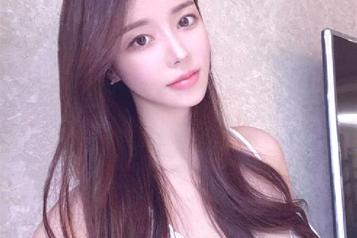 Hannah, 34 — Escort in Jiujianfang, China