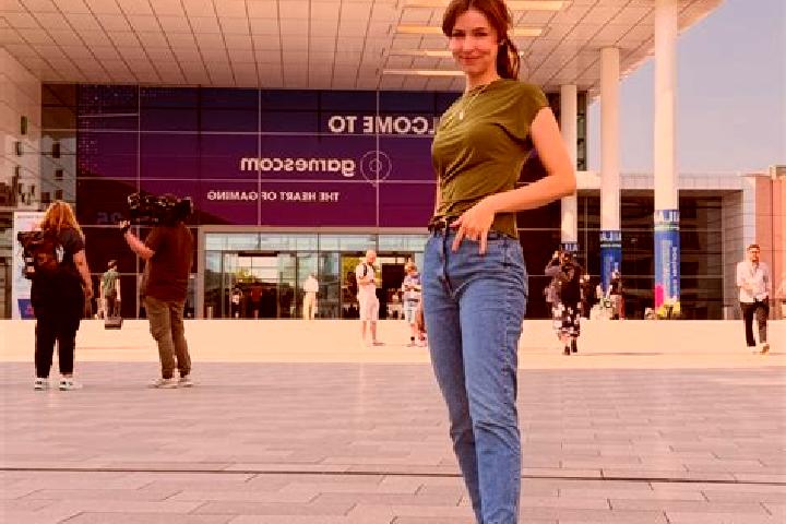 Hannah, 34 — Escort in Orangetree, United States