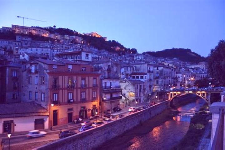 Hannah, 34 — Escort in Piane Crati, Italy