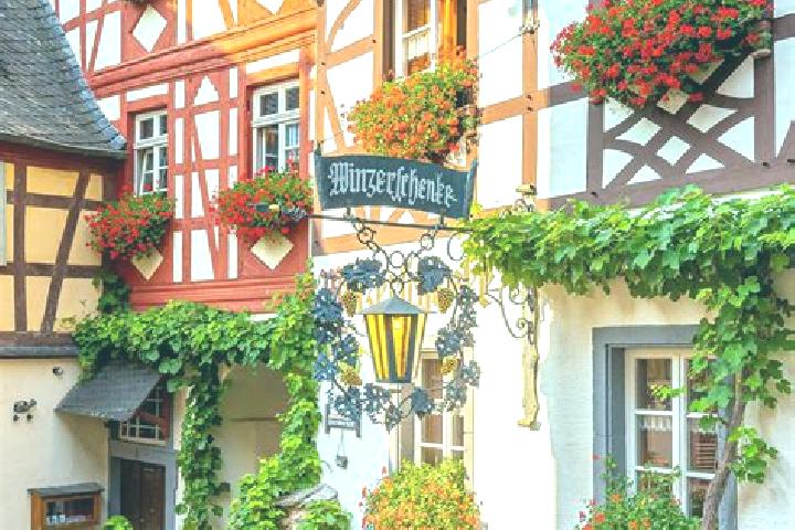 Hannah, 34 — Escort in Steinheuterode, Germany