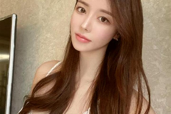 Hannah, 34 — Escort in Tuguanya, China