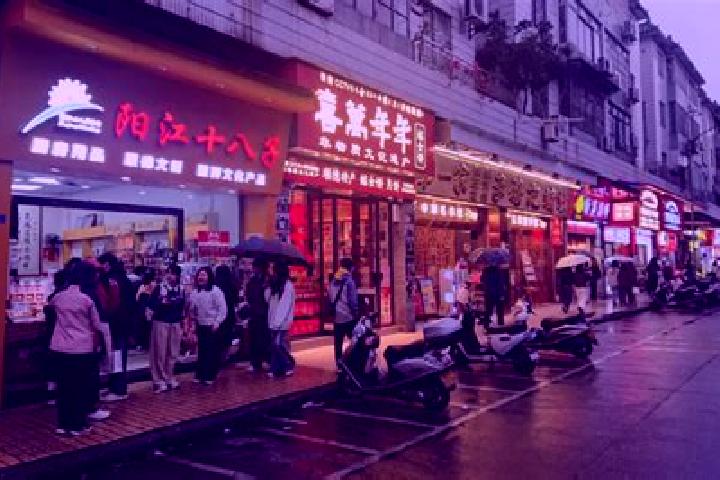 Hannah, 34 — Escort in Xincun, China