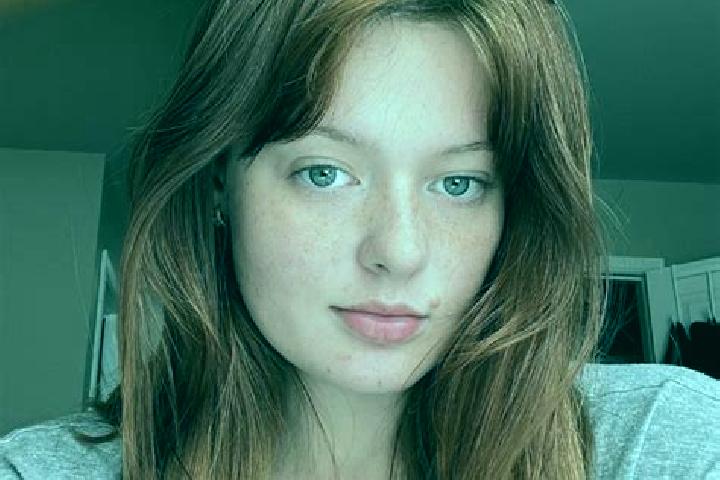 Hannah, 35, a auburn grey-eyed indian companion based in Terras de Bouro. Offering Roleplay, Overnight, Girlfriend Experience, Dinner Date. Available for inc...