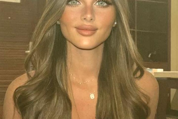 Hannah, 35, a brunette dark-eyed caribbean companion based in Taboitien. Offering Travel Companion, Deep French Kissing, Dinner Date. Available for incall an...