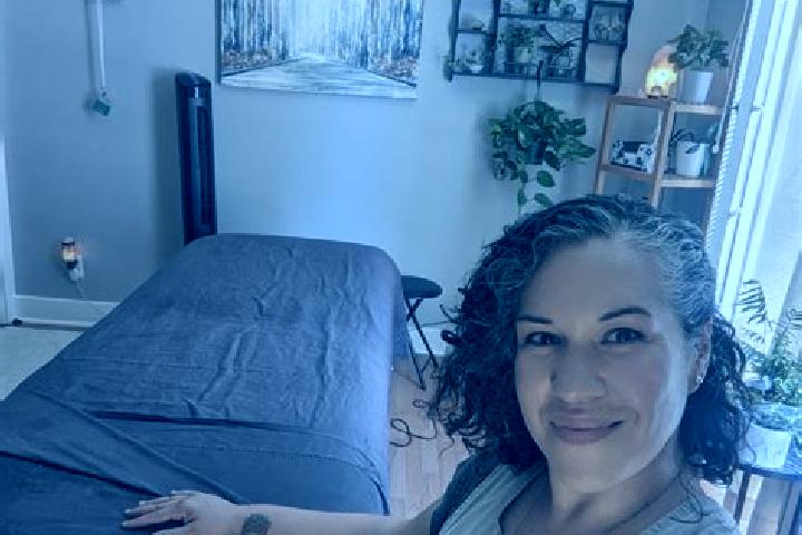 Hannah, 35, a chestnut amber-eyed caribbean companion based in New Inn. Offering OWO, BDSM, CIM, Erotic Massage. Available for incall and outcall, day and ev...