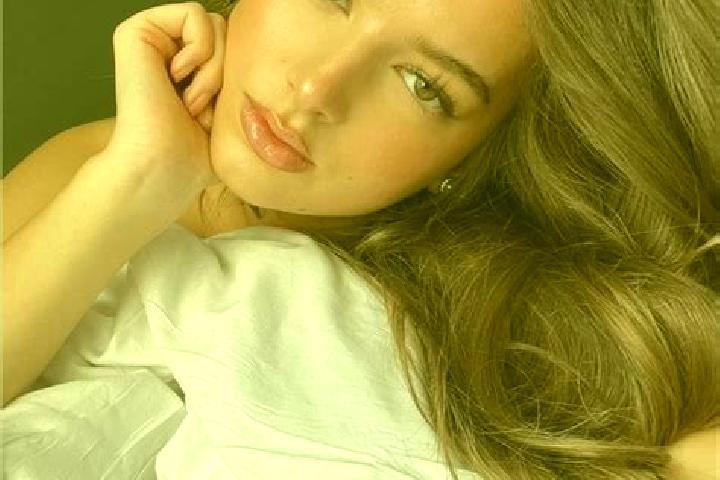 Hannah, 35, a chestnut dark-eyed latina companion based in Tasbuget. Offering Massage, Couples, Dinner Date. Available for incall and outcall, overnight book...