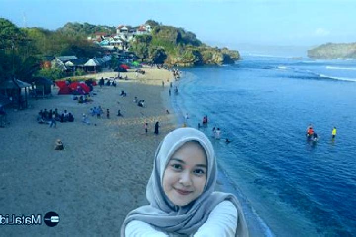 Hannah, 35 — Escort in Gambuhan Kidul, Indonesia