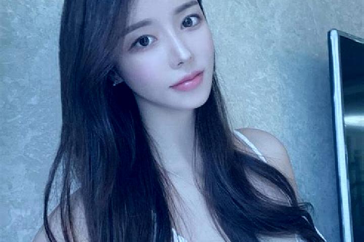 Hannah, 35 — Escort in Jiacun, China