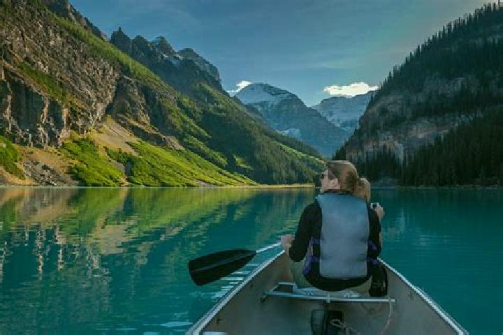 Hannah, 35 — Escort in Millet, Canada