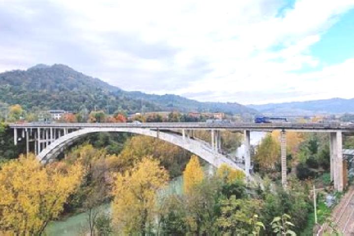 Hannah, 35 — Escort in Ponte Sasso, Italy