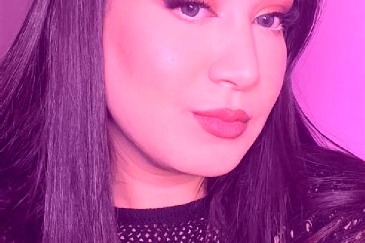 Hannah, 35 — Escort in Sarras, France
