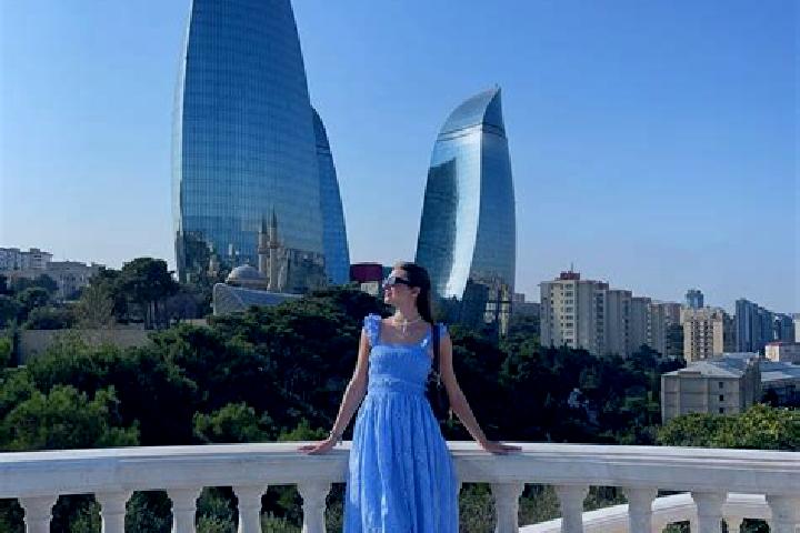 Hannah, 35 — Escort in Shamkhir, Azerbaijan