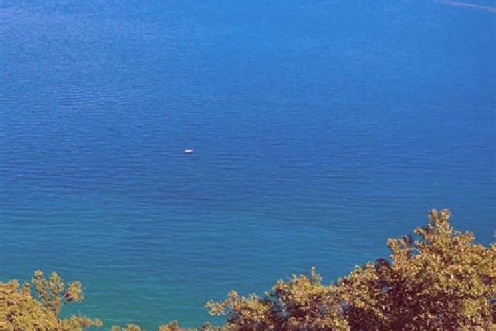 Hannah, 36, a auburn dark-eyed mediterranean companion based in San Felice del Molise. Offering Striptease, A-Level, Overnight, Couples, Domination. Availabl...
