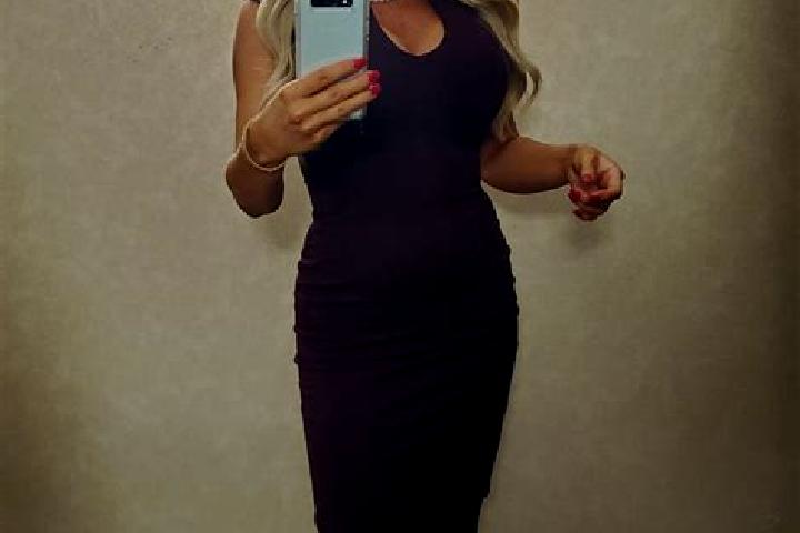 Hannah, 36, a blonde grey-eyed ebony companion based in Colonial Acres. Offering OWO, Striptease, Dinner Date. Available for incall and outcall, day and even...