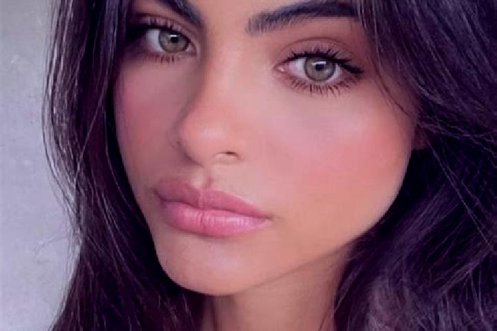 Hannah, 36, a brunette brown-eyed caucasian companion based in Tepecikoeren. Offering CIM, Massage, Fetish, Domination. Available for incall and outcall, day...