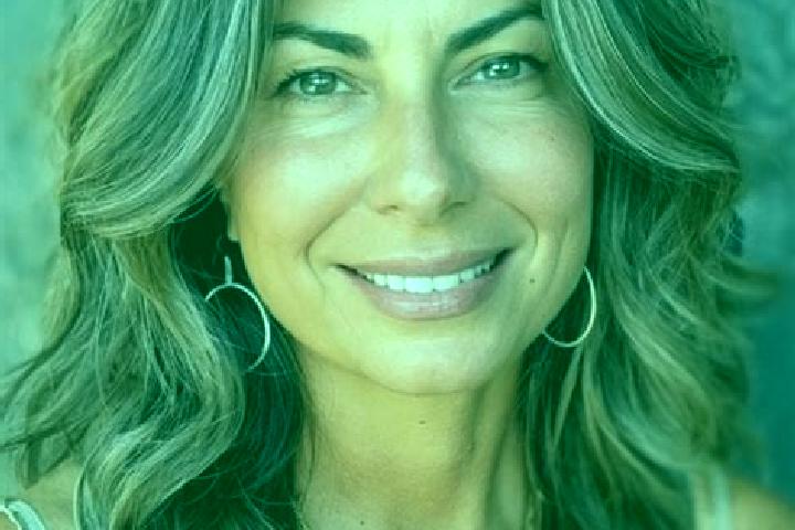 Hannah, 36, a brunette grey-eyed latina companion based in Schwesing. Offering Domination, OWO, Erotic Massage, Couples. Available for incall and outcall, da...