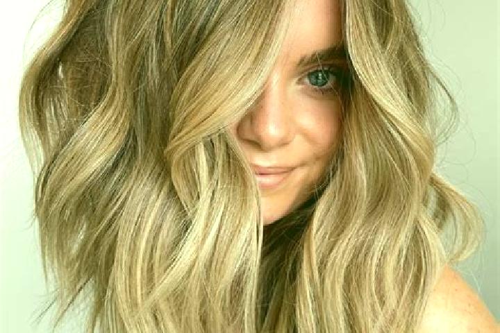 Hannah, 36, a dark blonde amber-eyed mixed companion based in Favria. Offering Party Girl, Dinner Date, Massage. Available for incall and outcall, overnight ...