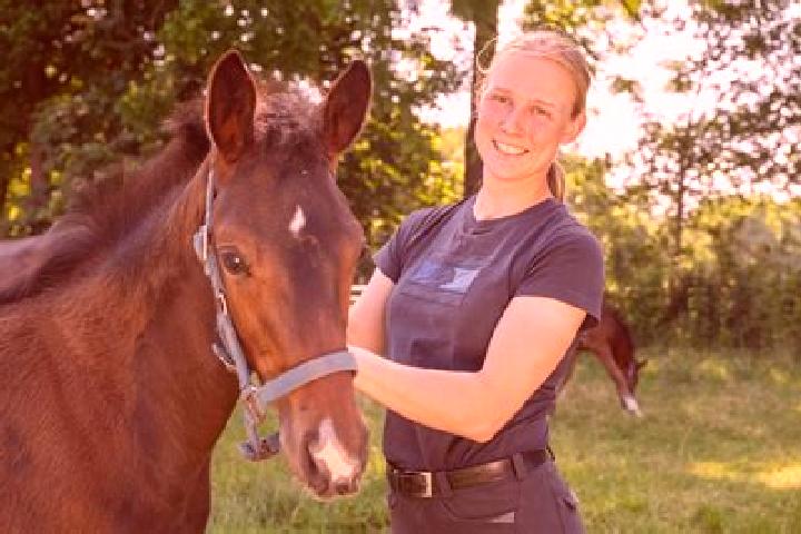 Hannah, 36 — Escort in Fargau-Pratjau, Germany