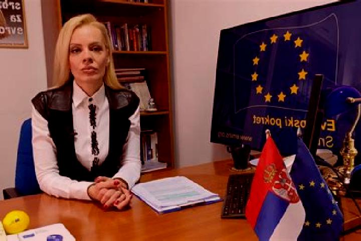Hannah, 36 — Escort in Glusci, Serbia