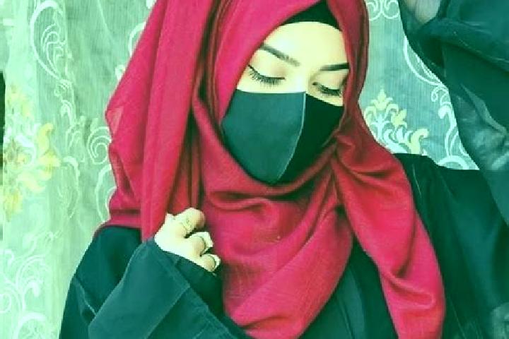 Hannah, 36 — Escort in Mehron, Tajikistan