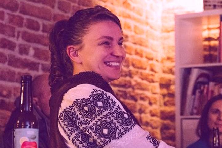 Hannah, 36 — Escort in Salasu de Sus, Romania