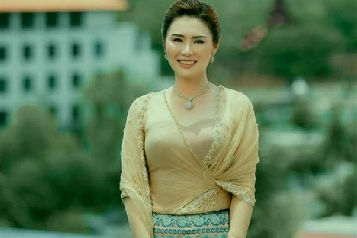 Hannah, 36 — Escort in Sar Hpyu Su, Myanmar