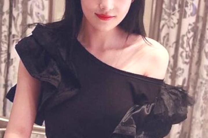 Hannah, 37, a black dark-eyed asian companion based in Malazgirt. Offering Overnight, Party Girl, Fetish. Available for incall and outcall, day and evening d...