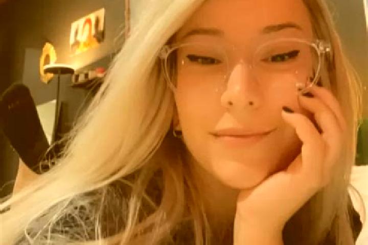 Hannah, 37, a blonde dark-eyed caribbean companion based in Xolapa. Offering GFE, A-Level, Duos, Girlfriend Experience. Available for incall and outcall, day...