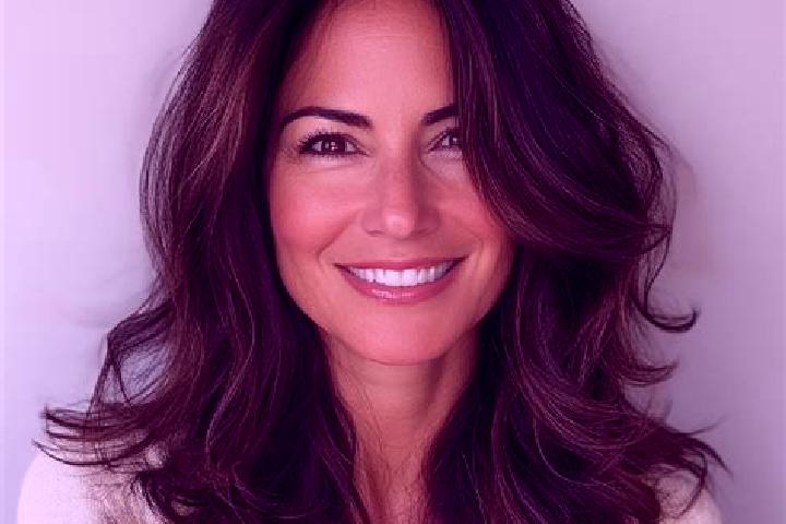 Hannah, 37, a brunette brown-eyed mixed companion based in Davagna. Offering Massage, Duos, Tantra, Prostate Massage, Girlfriend Experience. Available for in...