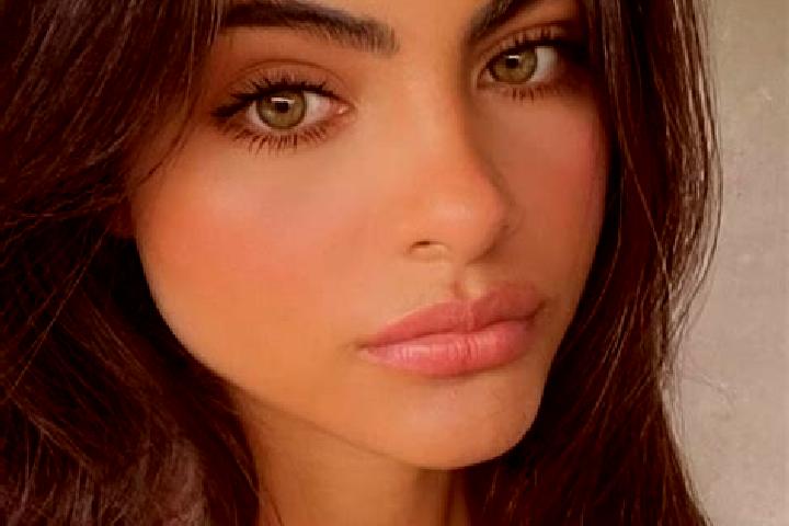 Hannah, 37, a brunette dark-eyed middle eastern companion based in Bir Ghandouz. Offering BDSM, Erotic Massage, OWO, Fetish. Available for incall and outcall...
