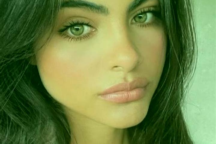 Hannah, 37, a brunette dark-eyed middle eastern companion based in Dragoni. Offering CIM, GFE, Deep French Kissing, Striptease. Available for incall and outc...